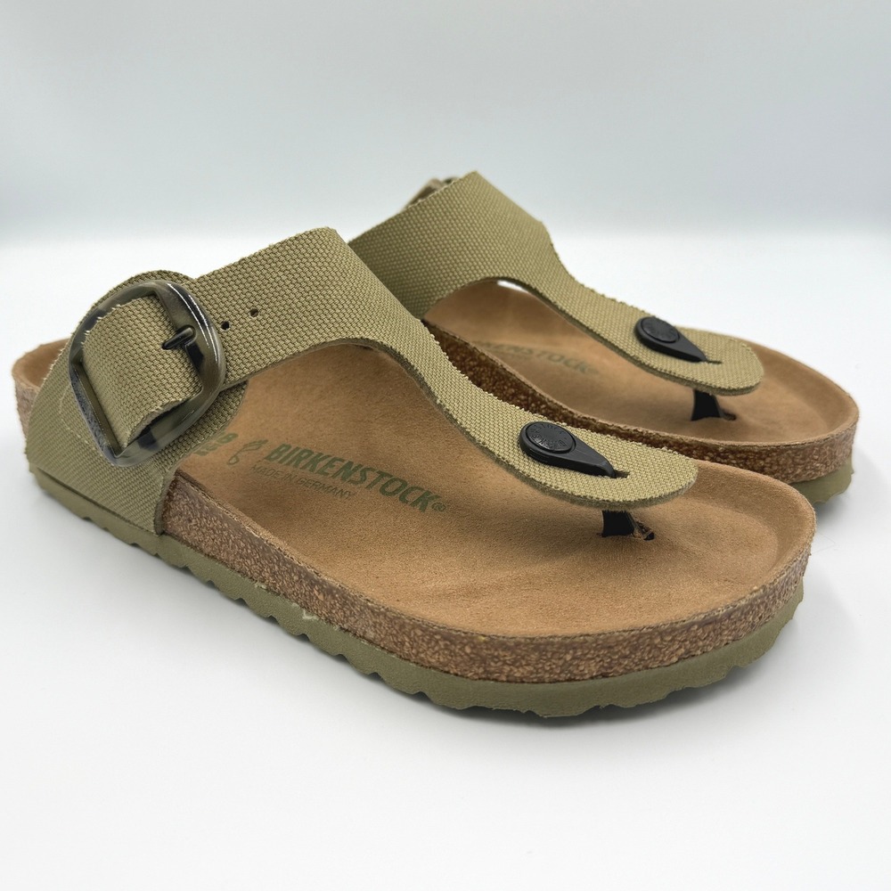 Birkenstock Gizeh Big Buckle Rivet Logo Faded Khaki Sandals Women 7 Thong *NEW*